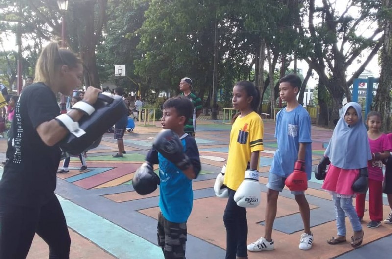 Workshop Kickboxing bersama adik-adik Study Group Heka Leka