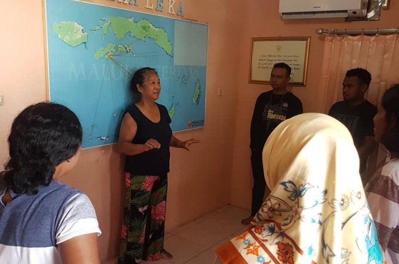 Kelas Teater bersama Tante Nel Lekatompessy dari DELTADUA