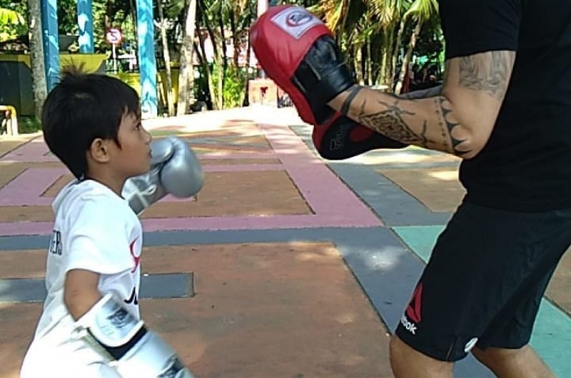 Kickboxing Class bersama Moluccan Fighters di Kota Ambon, Maluku.