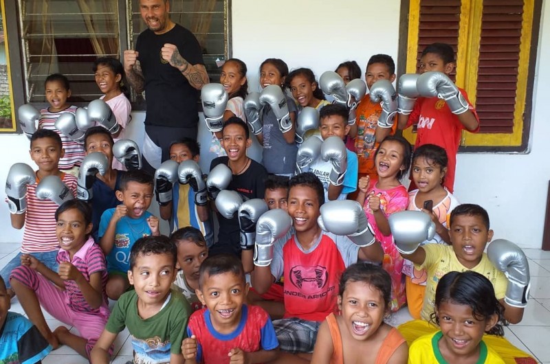 Kickboxing Class di Negeri Paperu.