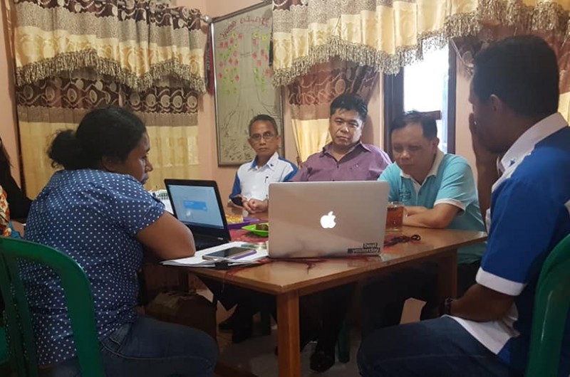 Kunjungan Pak Rolly, Pak Djwantoro (Rektor UK Petra) dan Pak Dady (Direktur Poltek Ambon) di Heka Leka.