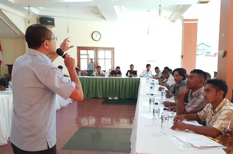Pelatihan Peningkatan Kapasitas Dan Ketrampilan Bagi Pelaku Usaha Kelautan Dan Perikanan II di Kepulauan Buru, Kota Namlea
