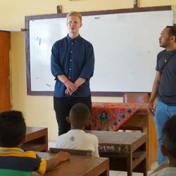 Heka Leka Goes to School di SD Negeri 1 Alang