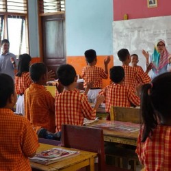 Heka Leka Goes To School di SD Negeri 62 Batu Merah